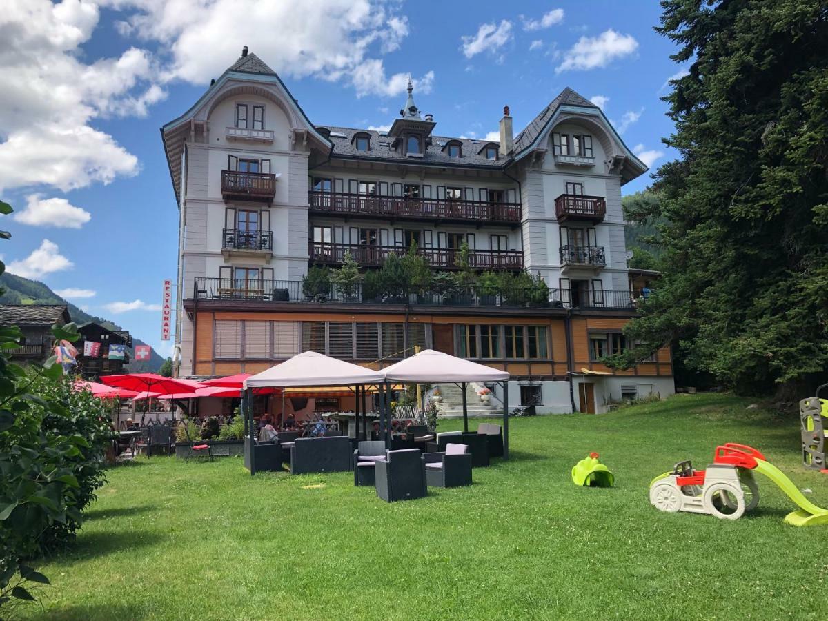 Au Village D'Evolene, Tres Joli Studio Calme Et Ensoleille Luaran gambar